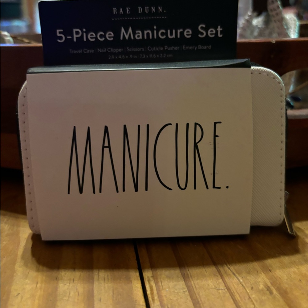 Rae Dunn 5 piece manicure set